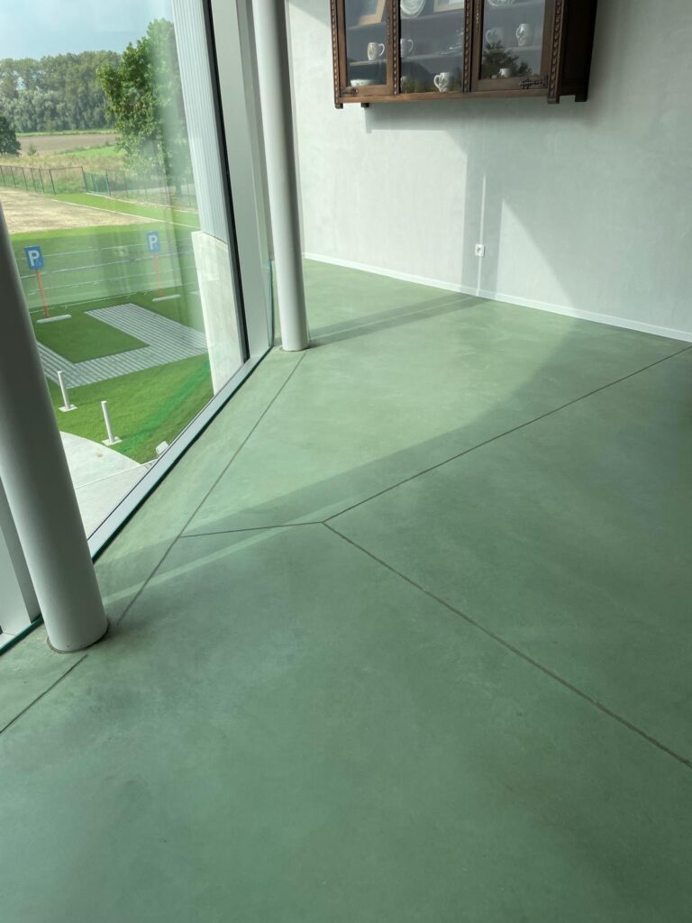 Gekleurde poliervloeren